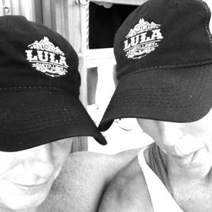 Meet your Poshers, Paul and Susan.